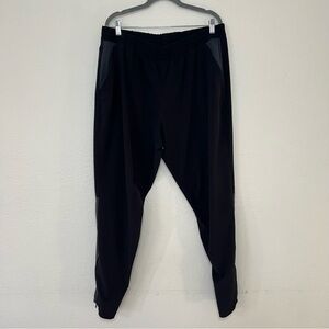 Under Armour Pants Men’s XXL Black Gray UA Squad Warm Up Logo Pockets Zip Ankle